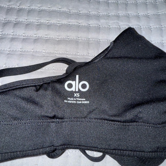 ALO Yoga Black Ribbed Sports Bra - Picture 3 of 3